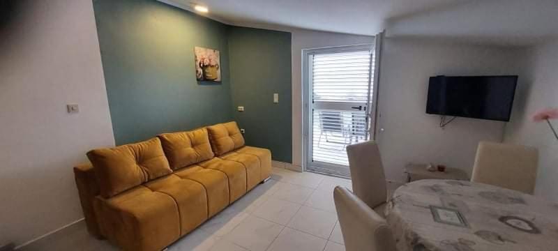 Apartmani Fran Vir Eksteriør bilde
