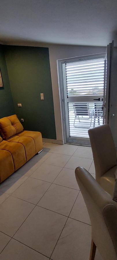 Apartmani Fran Vir Eksteriør bilde