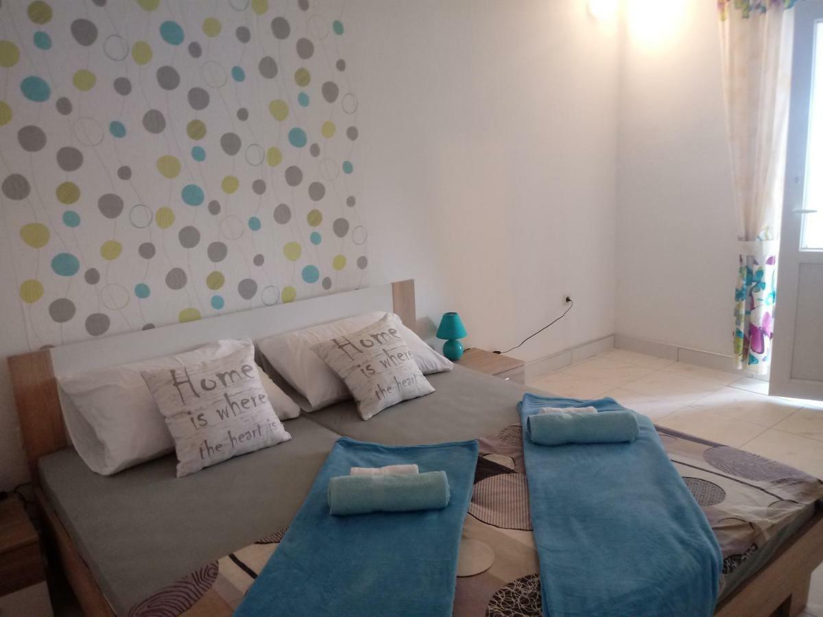 Apartmani Fran Vir Eksteriør bilde